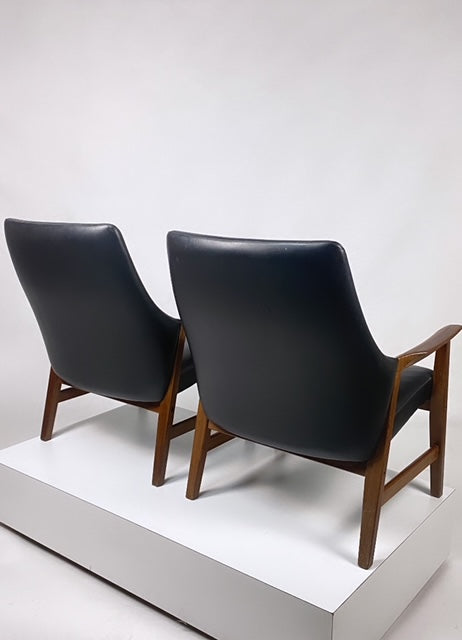 Set of 2 Dokka Møbler easy chairs