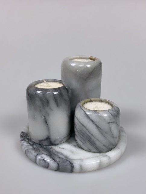 Set vintage marble candleholders