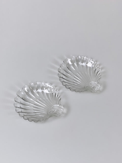 Set of 2 seashell-shaped bowls