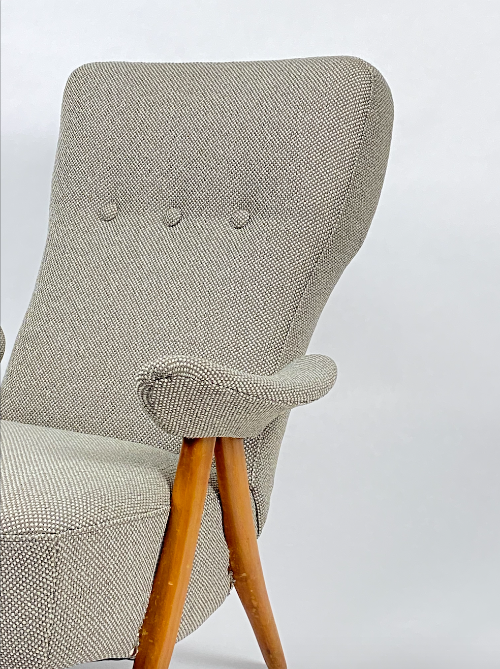 Artifort Easy chair model-105