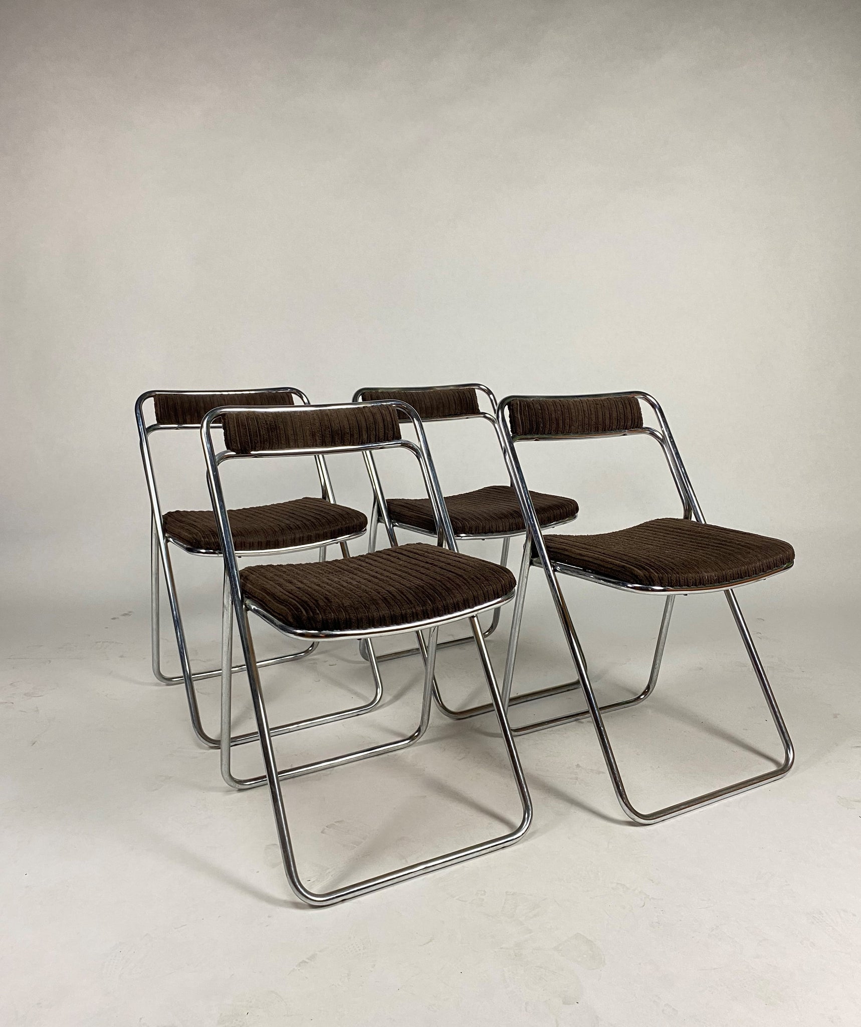 Set of 4 Mid-Century dining chairs