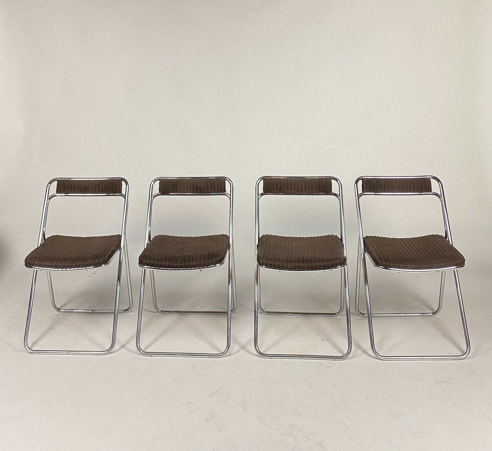 Set of 4 Mid-Century dining chairs