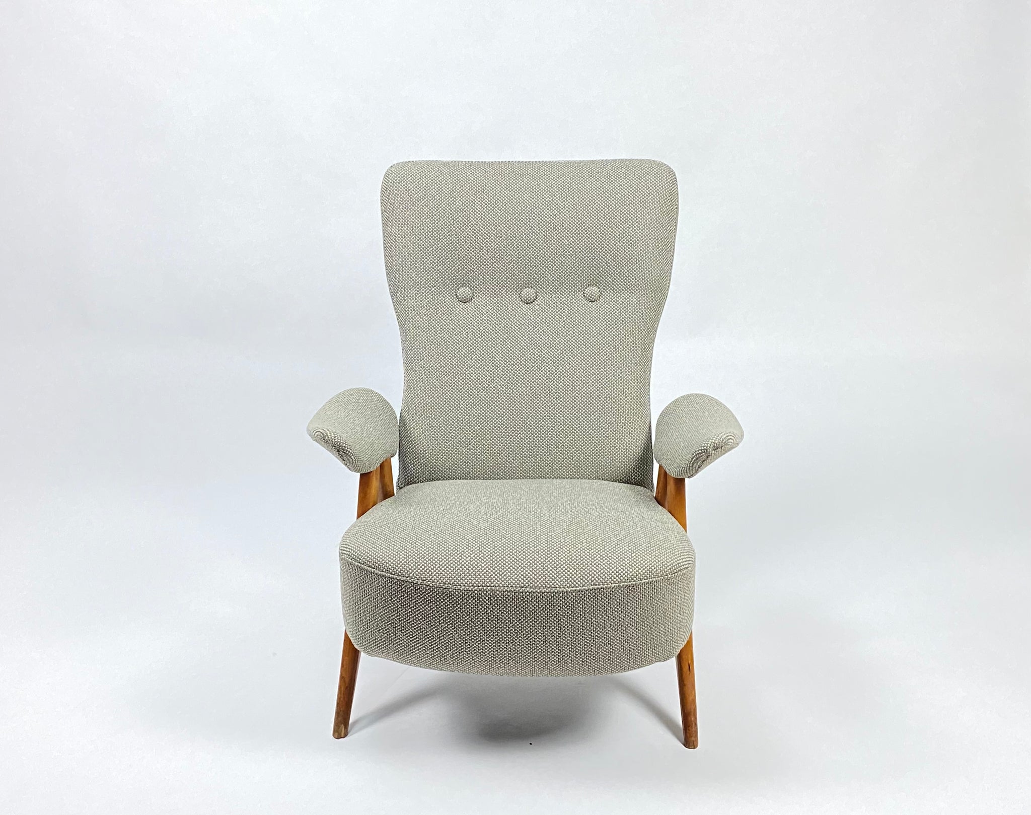 Artifort Easy chair model-105